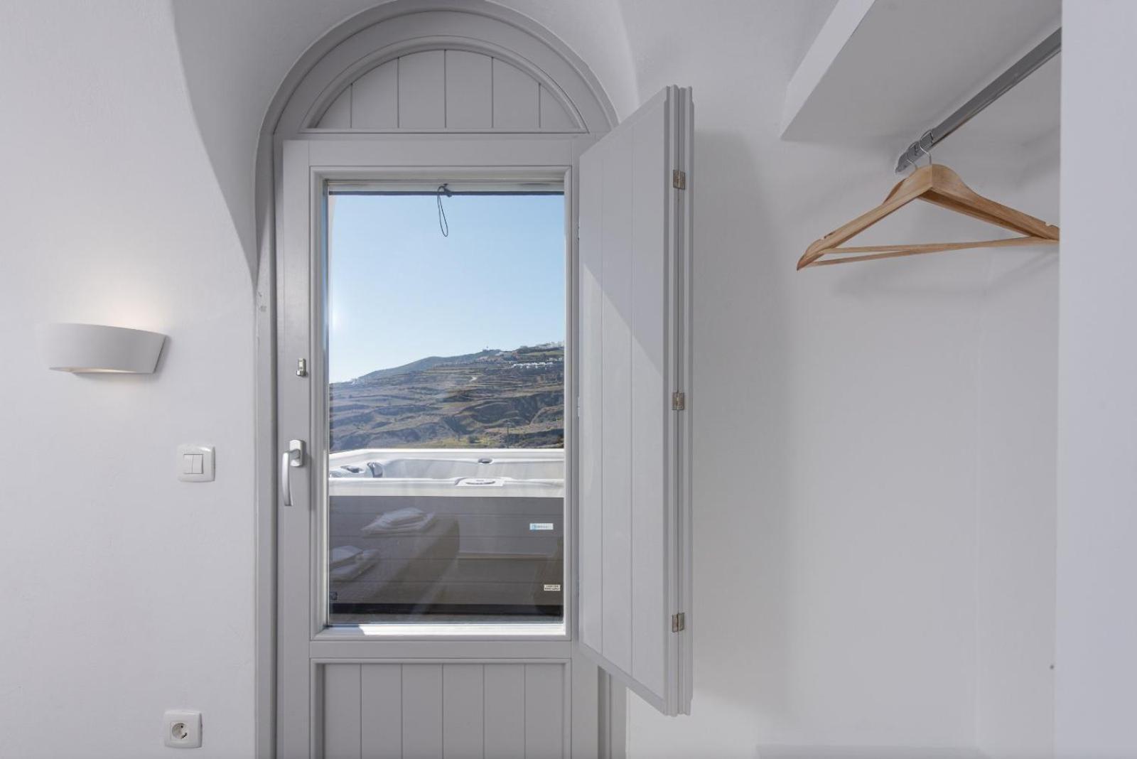 Golden View Suites Vóthon Eksteriør billede
